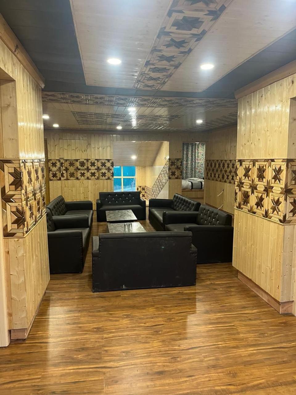 Pine Palace Resort Pahalgām 外观 照片