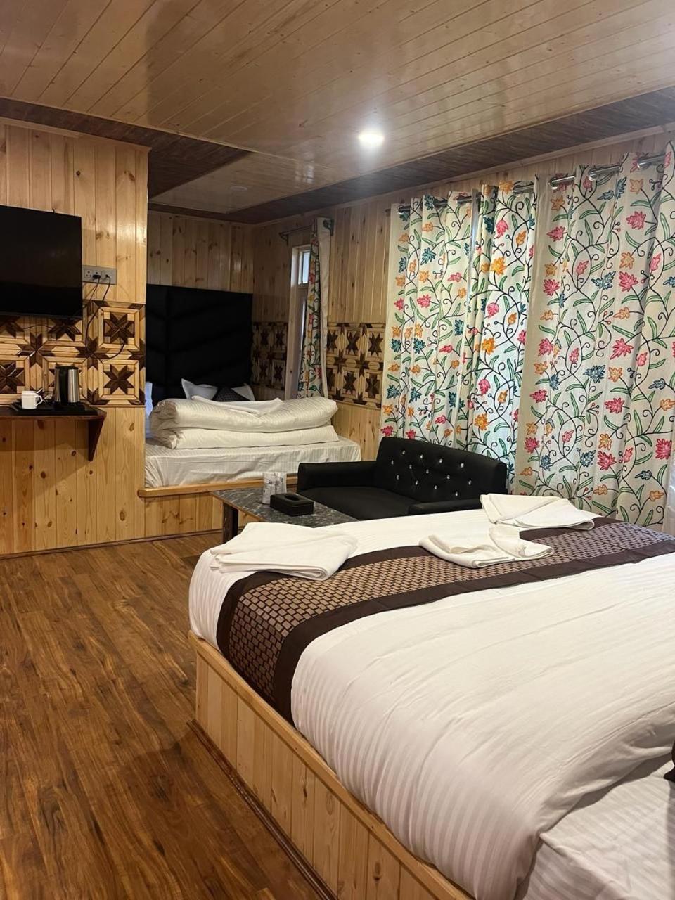 Pine Palace Resort Pahalgām 外观 照片